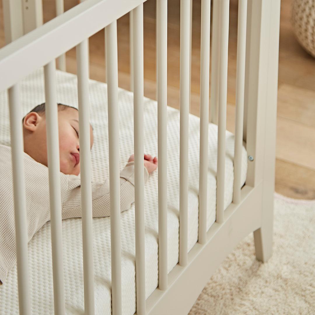 CuddleCo Waterproof Cot Mattress Protector Hypoallergenic Bamboo - White
