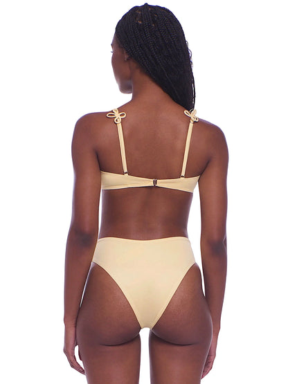 Ceci Bikini