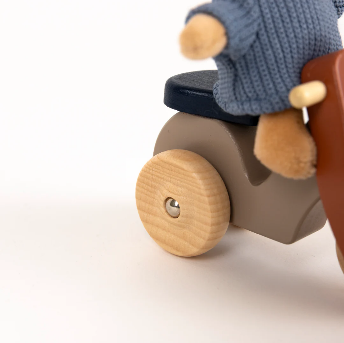 Alexis the bear on a Vespa