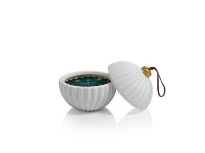 Porcelain Ornament Candle in Siberian Fir