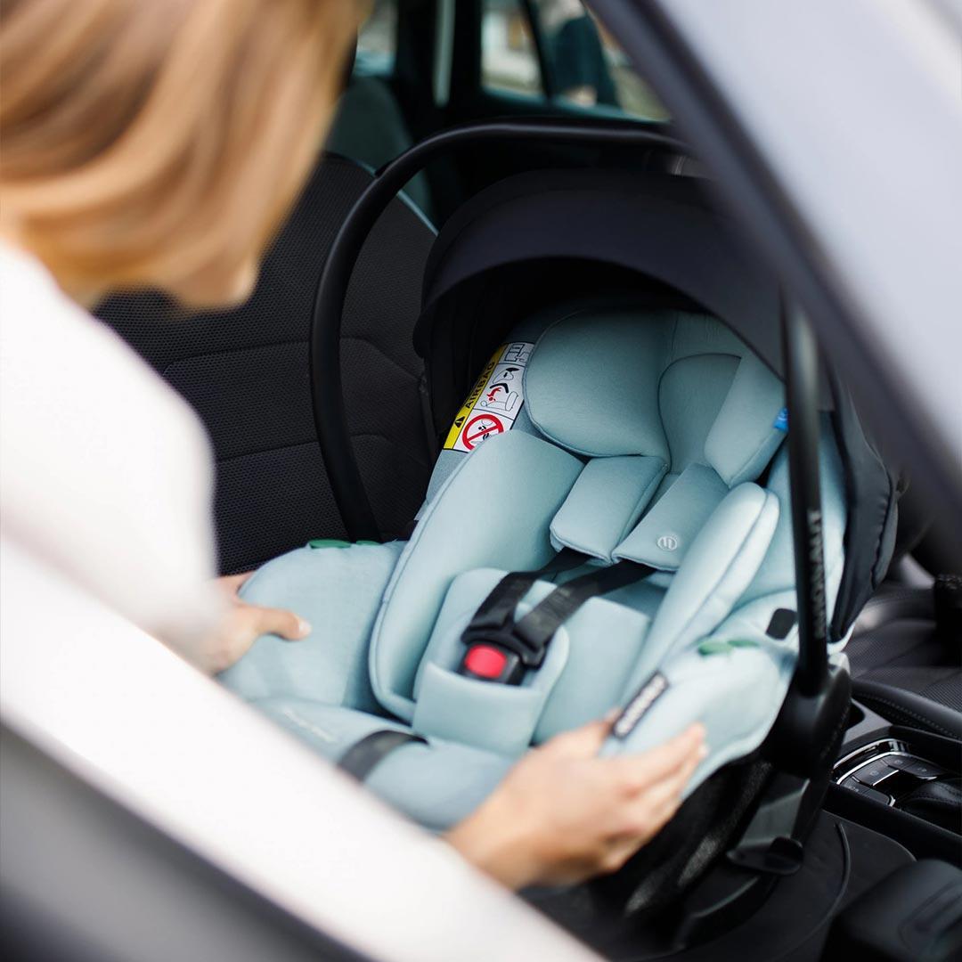 Avionaut Pixel Pro 2.0C Infant Carrier Car Seat - Black