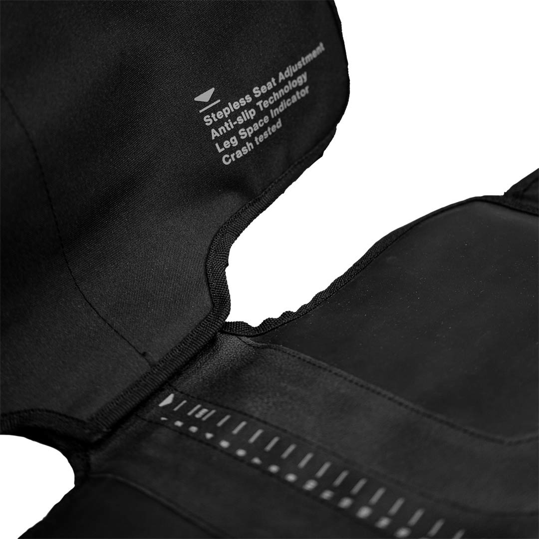 Axkid Car Seat Protector: Premium 3-in-1 Rear-Facing - Black