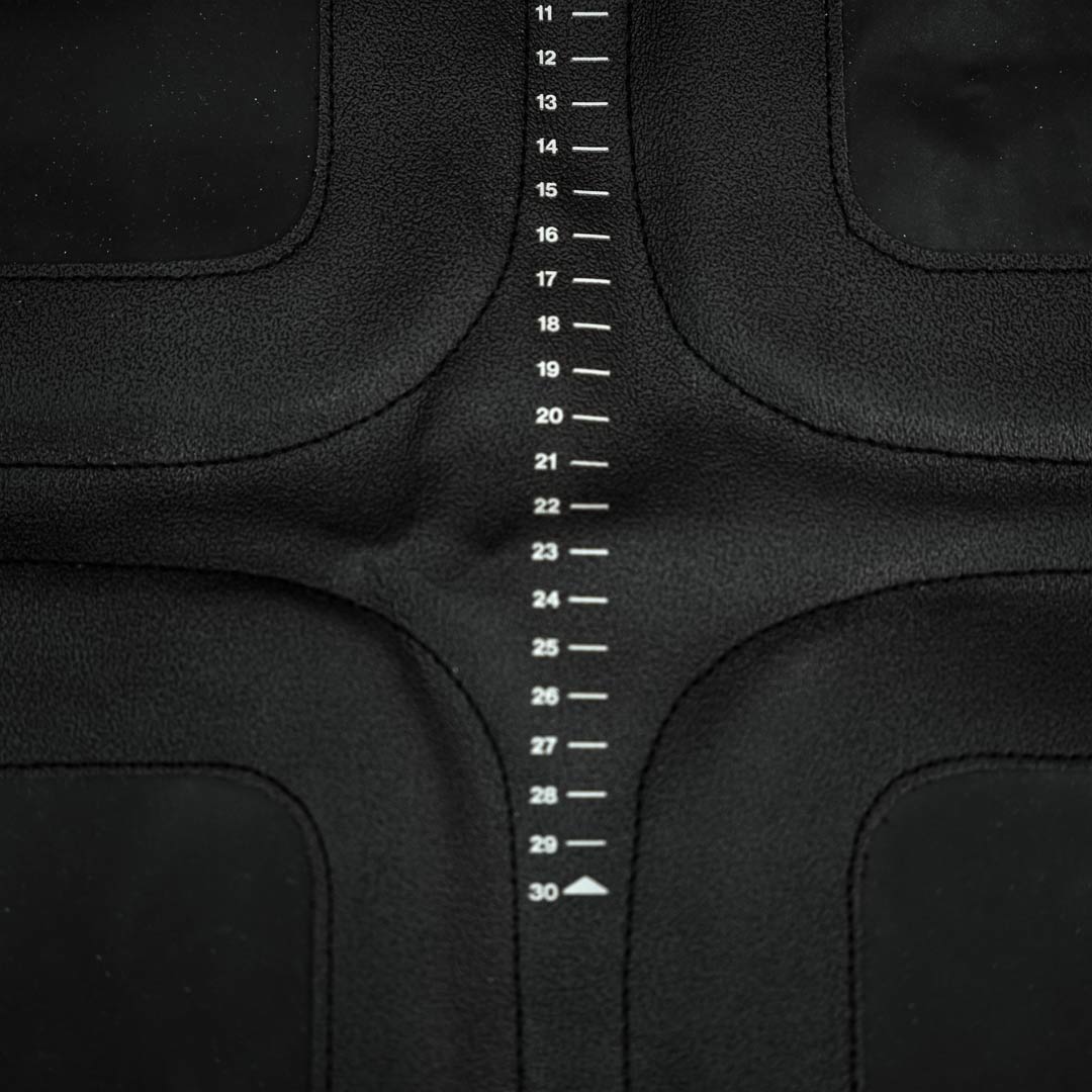 Axkid Car Seat Protector: Premium 3-in-1 Rear-Facing - Black