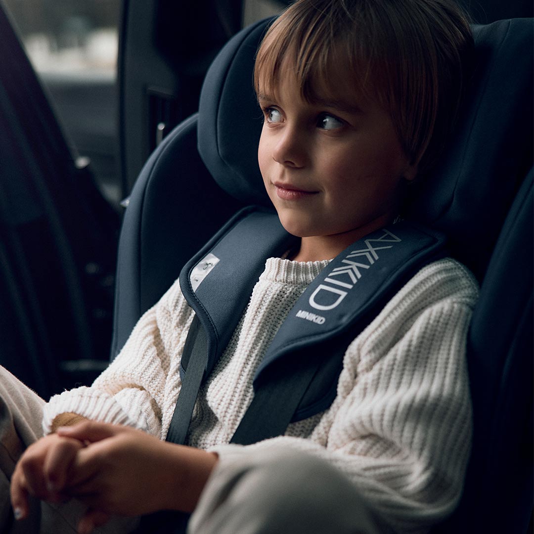 Axkid Minikid 4 Pro Car Seat - Arctic Mist Grey