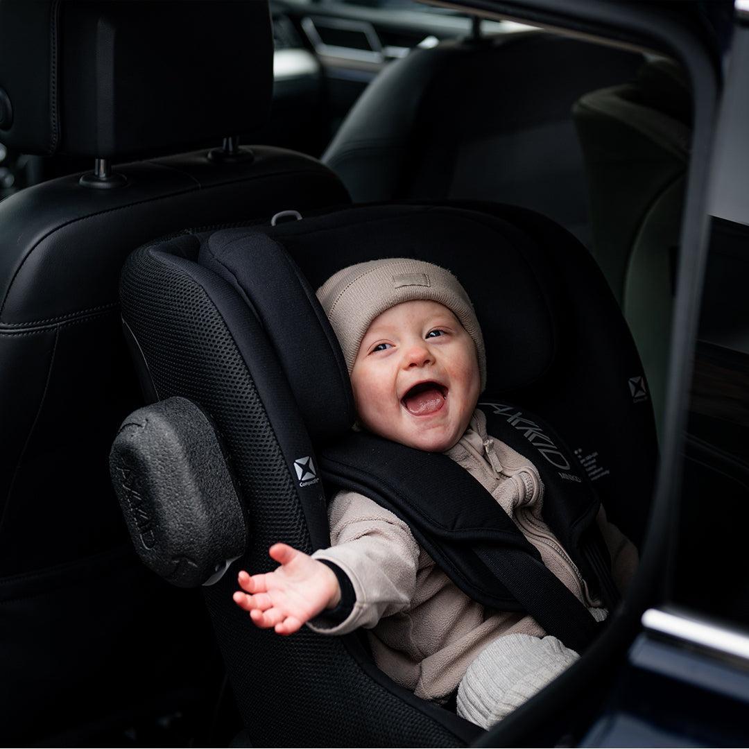 Axkid Minikid CORE Car Seat - Coastal Storm Black