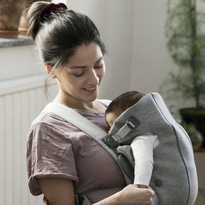 BabyBjörn Baby Carrier Mini - 3D Jersey - Light Grey