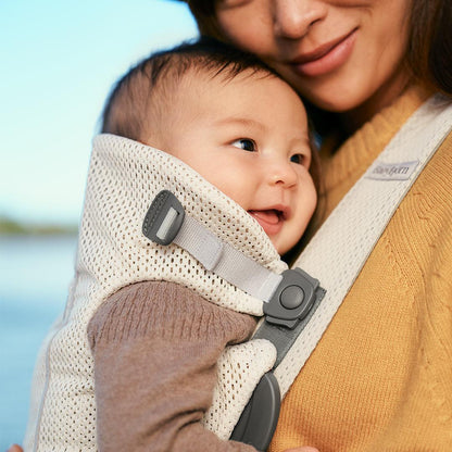 BabyBjörn Baby Carrier Mini - 3D Mesh - Cream
