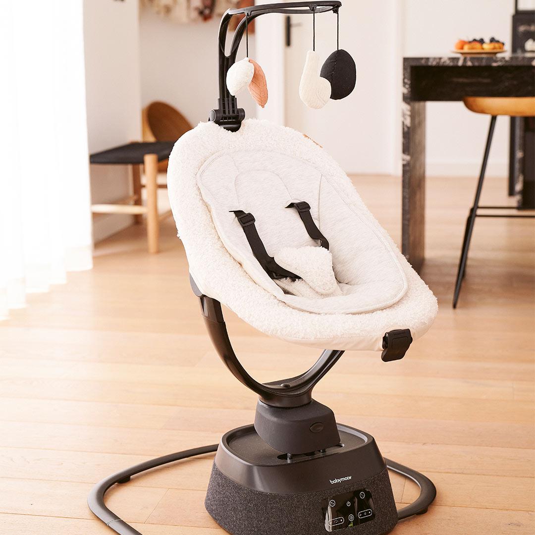 babymoov Swoon Evolution Baby Electric Swing With Remote