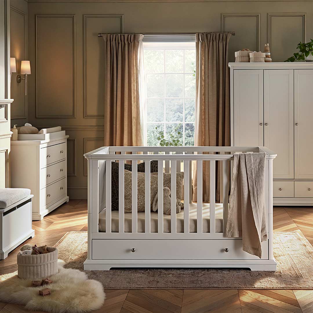 CuddleCo Beaumont Cot Bed - Low - White