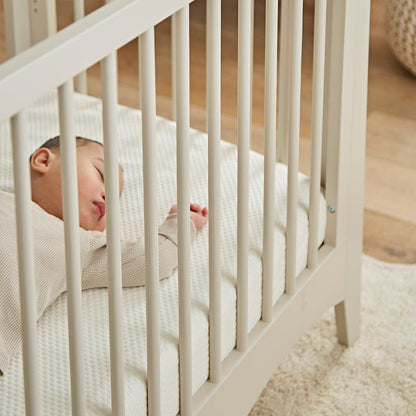 CuddleCo Waterproof Cot Mattress Protector Hypoallergenic Bamboo - White