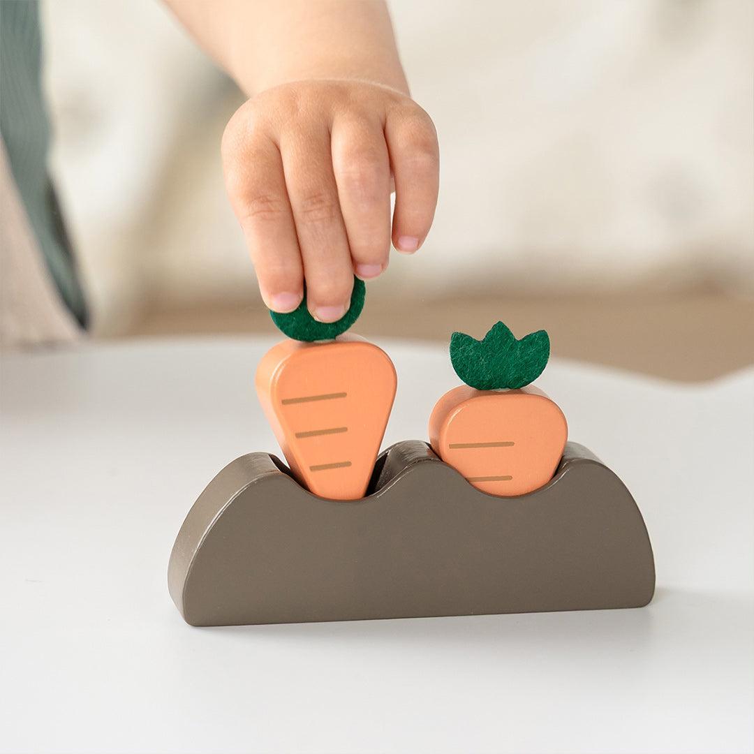 Done by Deer Tiny Farm Play Set - Sheepy